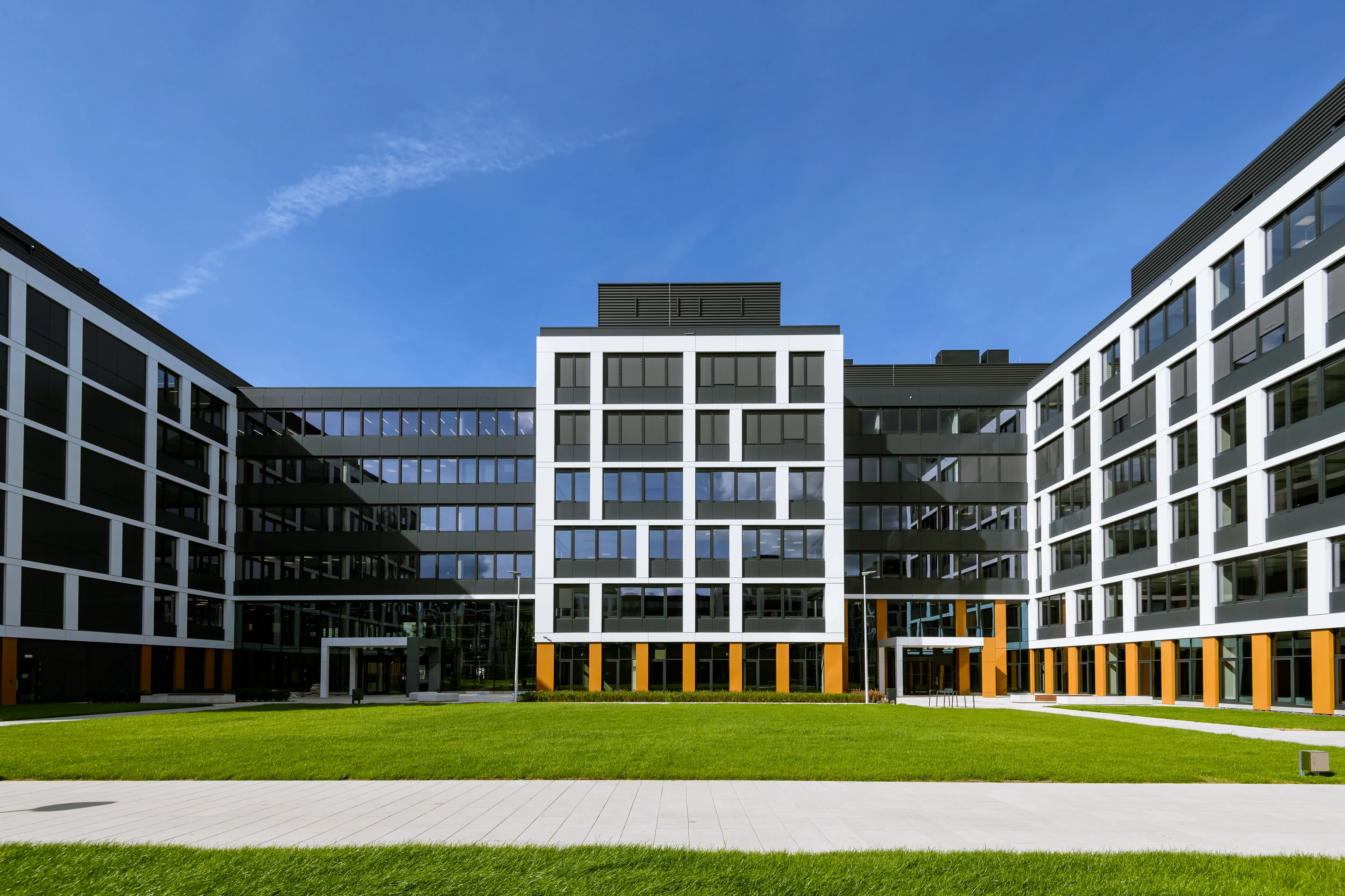 Biuro Business Garden Wrocław B 6-7